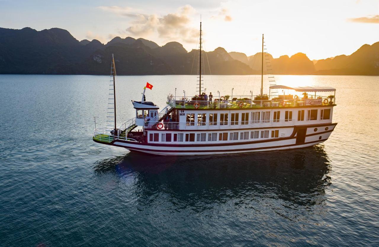 Hotel Lavender Elegance Cruises Hạ Long Exterior foto