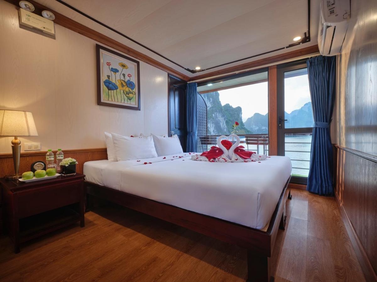 Hotel Lavender Elegance Cruises Hạ Long Exterior foto